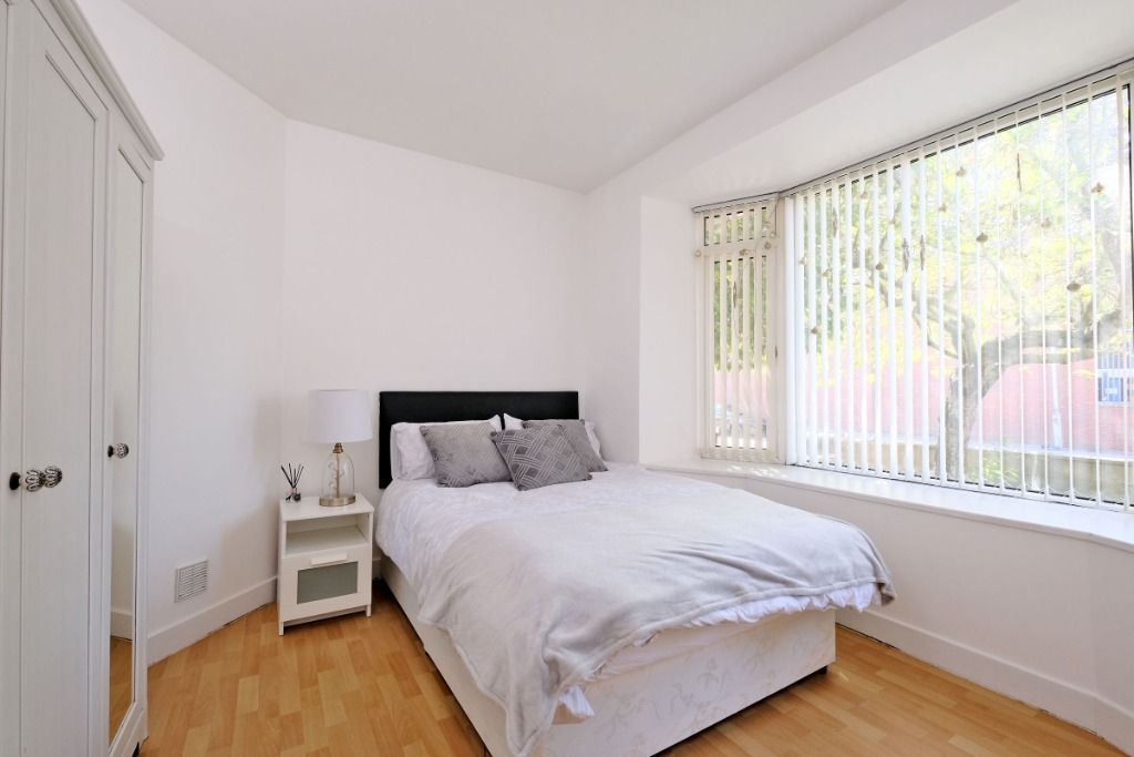 Property photo 2 of 26