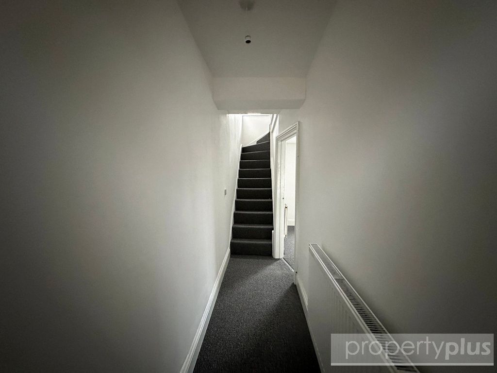 Property photo 2 of 12 Picture No. 02