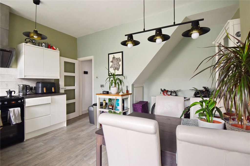 Property photo 2 of 11 Picture No. 05