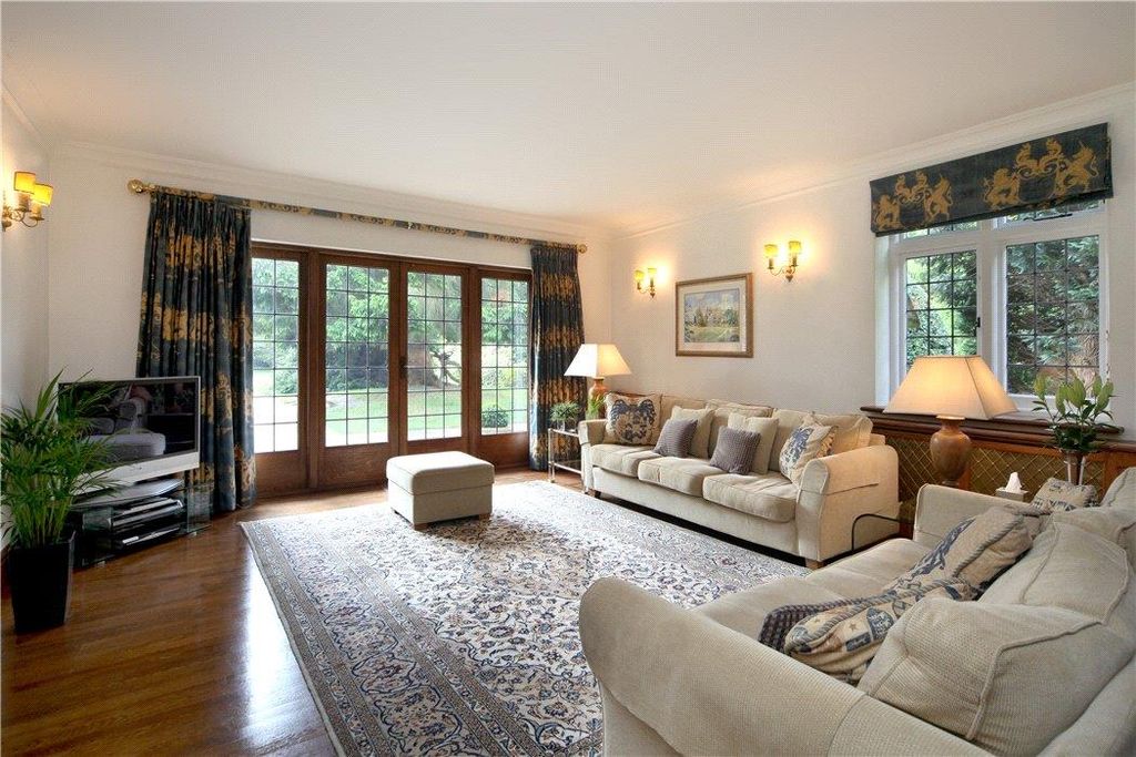 Additional image 10 of 5 bed link detached house for saleBishopsgate Road, Englefield Green, Surrey TW20