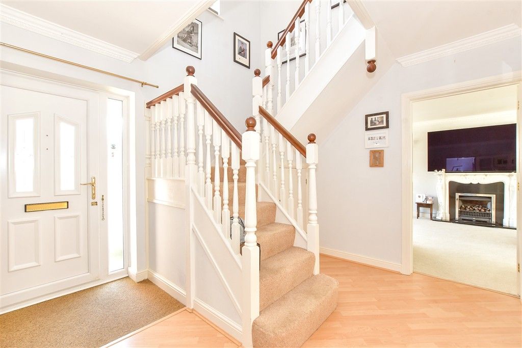 Property photo 2 of 15 Hallway