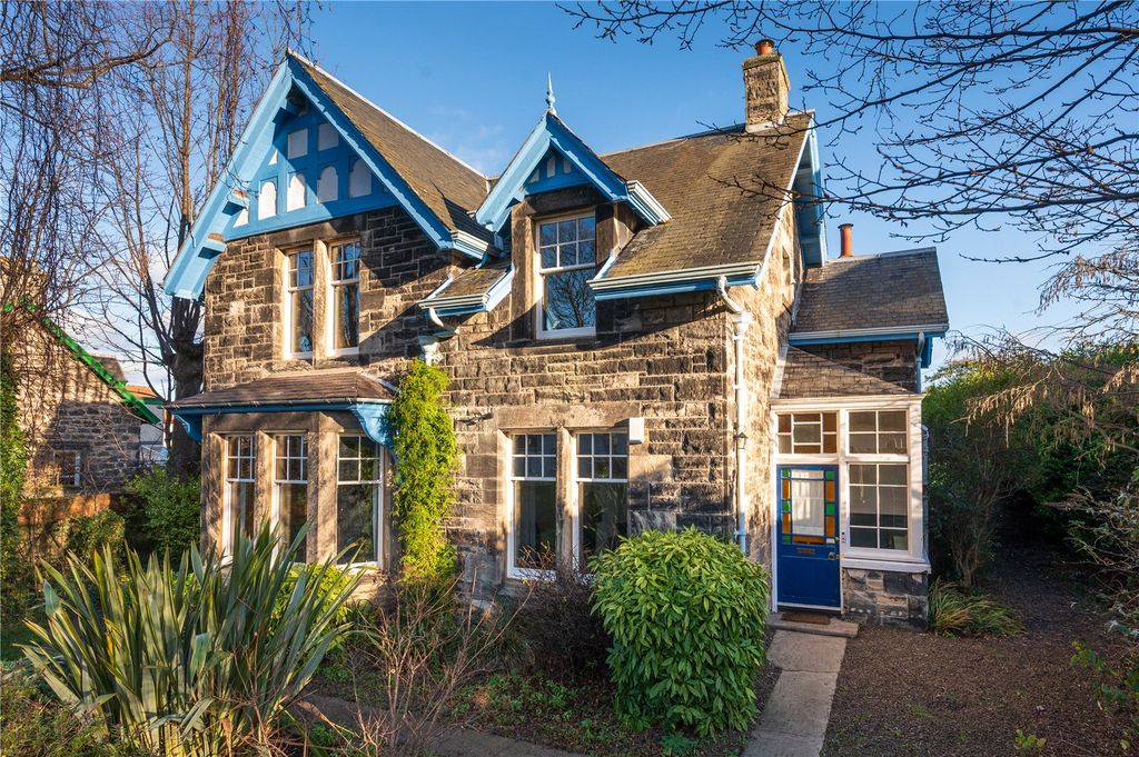 Property photo 1 of 22 Preston Manse