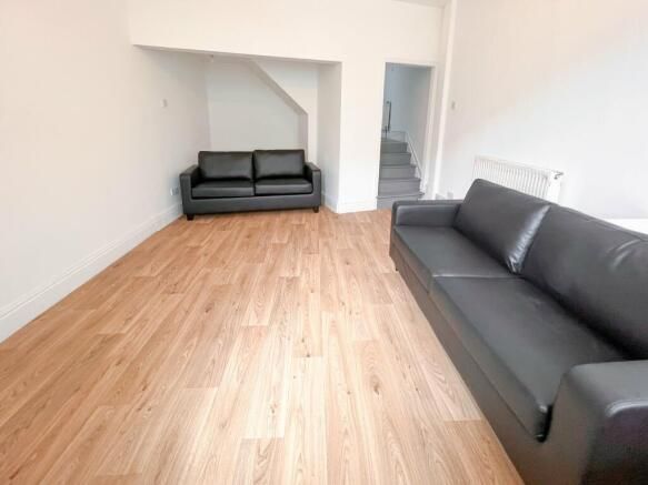 Property photo 2 of 8 85_2.Jpeg