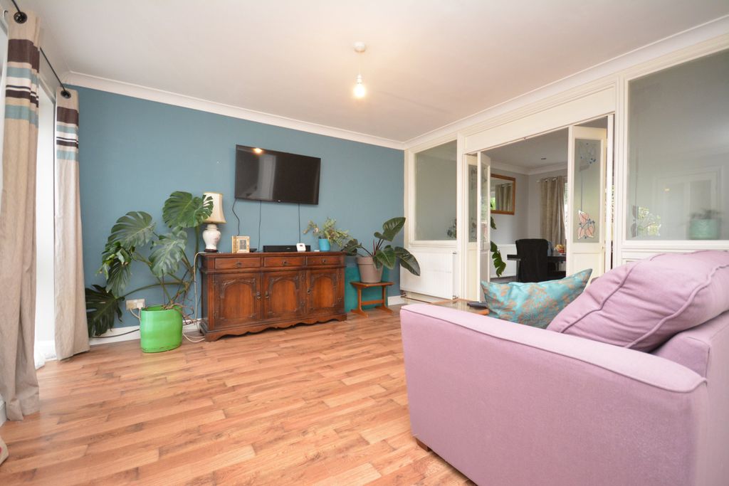 Property photo 2 of 14