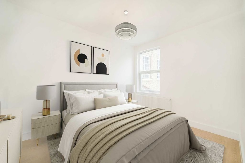 Property photo 3 of 5