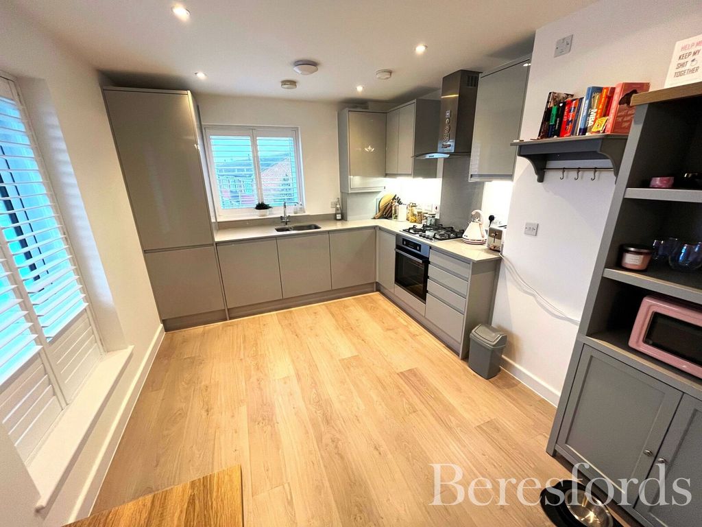 Property photo 3 of 12 Picture No. 19