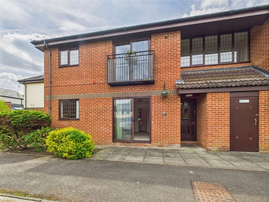 Property photo 1 of 11