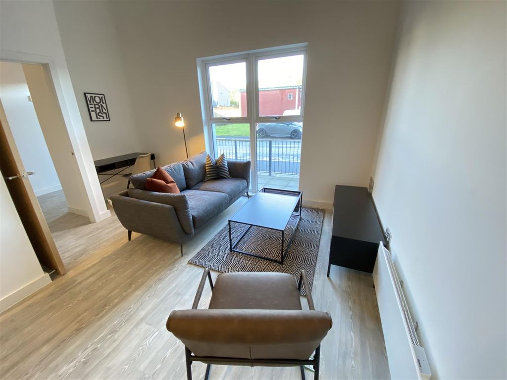Property photo 3 of 20