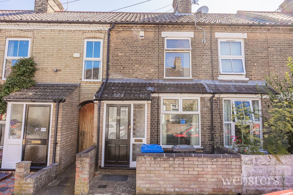 Property photo 1 of 13