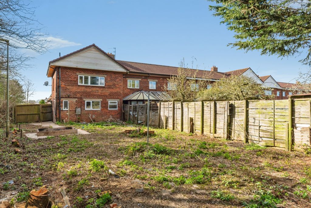 Property photo 2 of 17