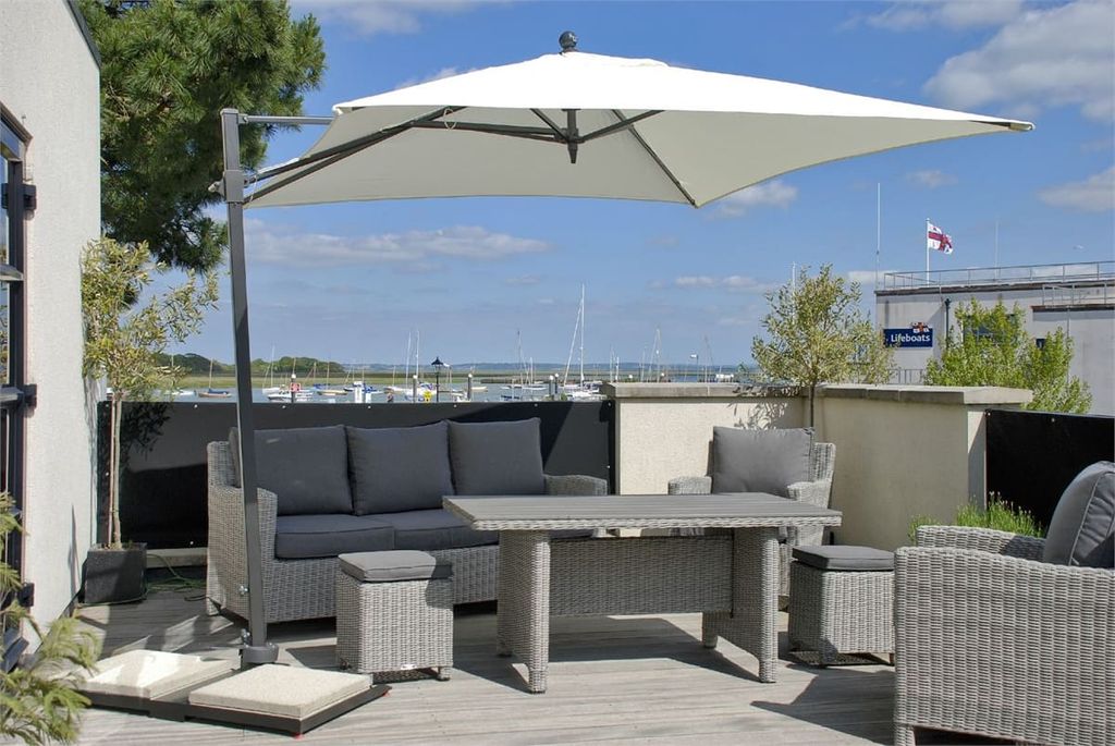 Property photo 2 of 29