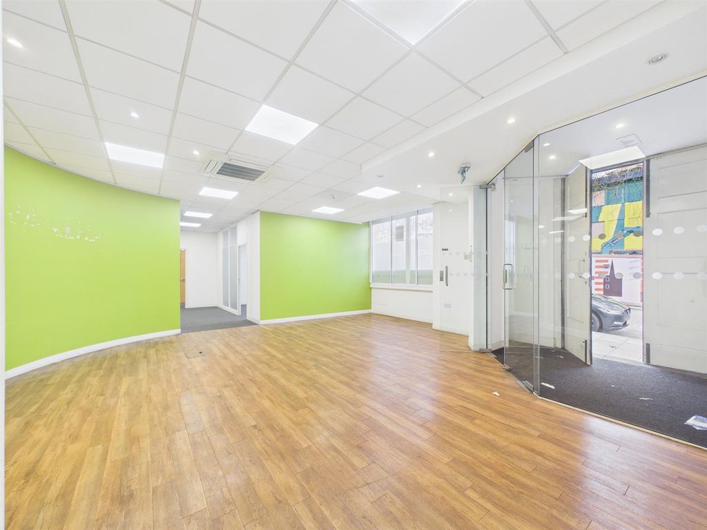 Property photo 2 of 16 Cam02170G0-Pr0484-Still005.Jpg