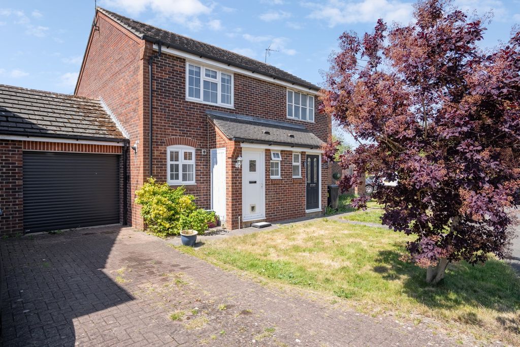 Property photo 1 of 11