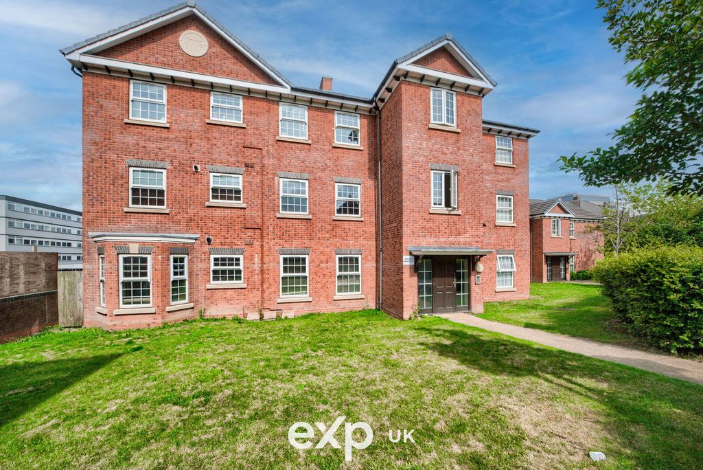 Property photo 1 of 8