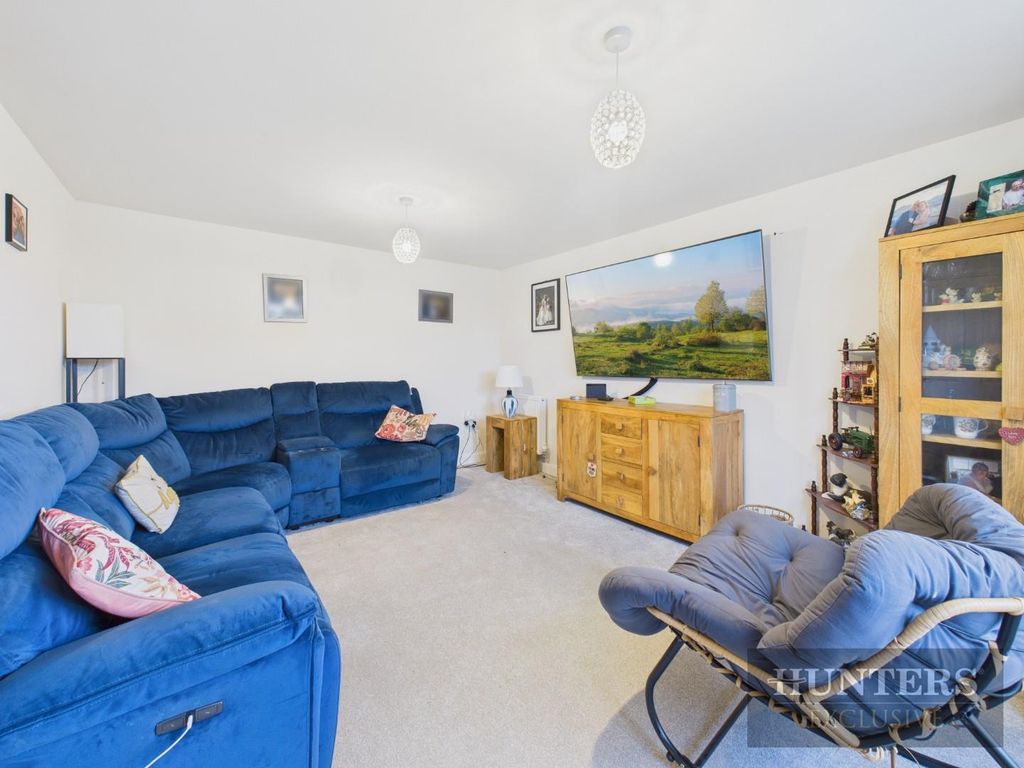 Property photo 2 of 25 Cam05316G0-Pr0246-Still019.Jpg