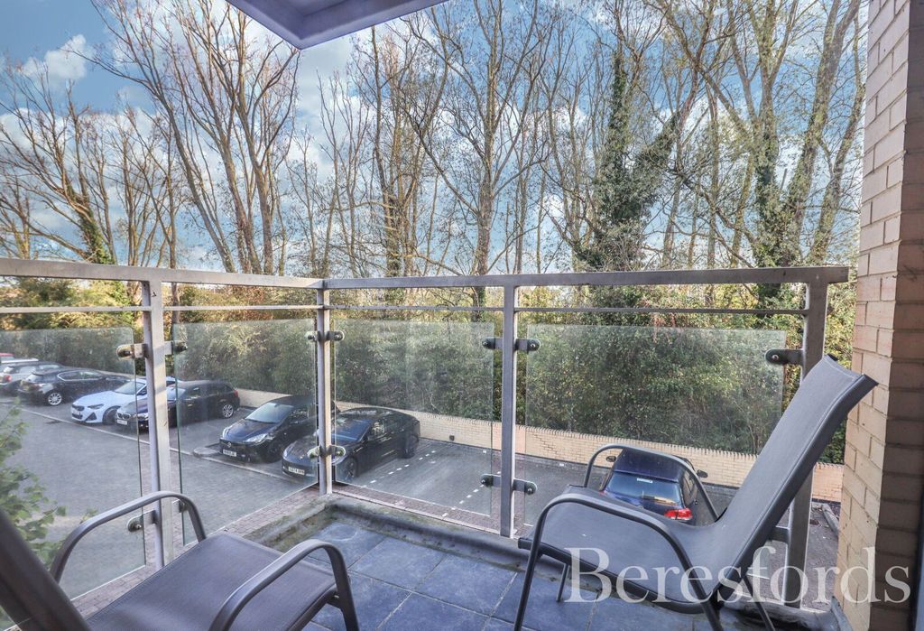 Property photo 3 of 10 Picture 3