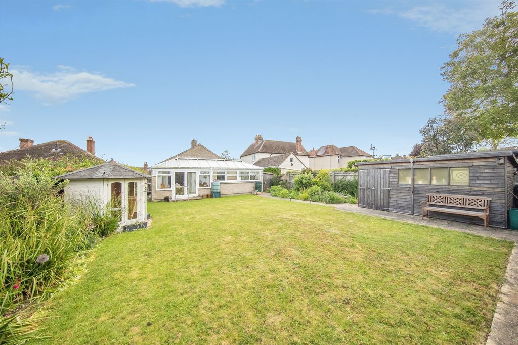Property photo 3 of 15