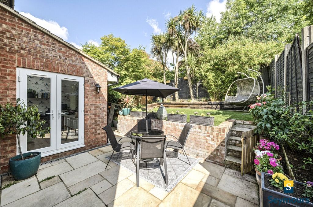 Property photo 2 of 17 Patio