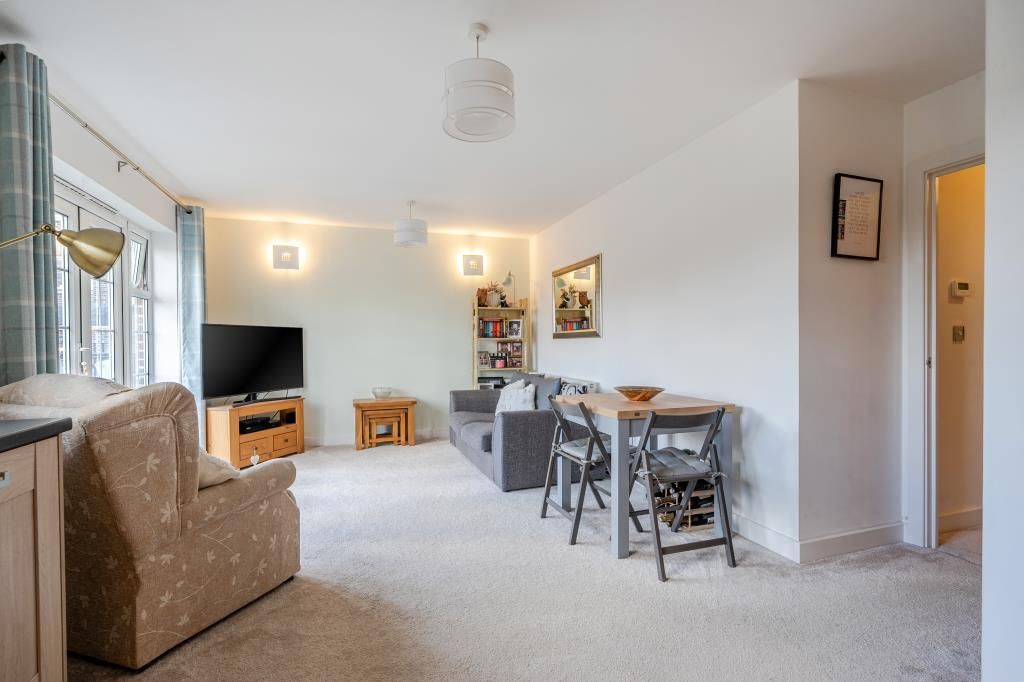 Property photo 3 of 17 Reception