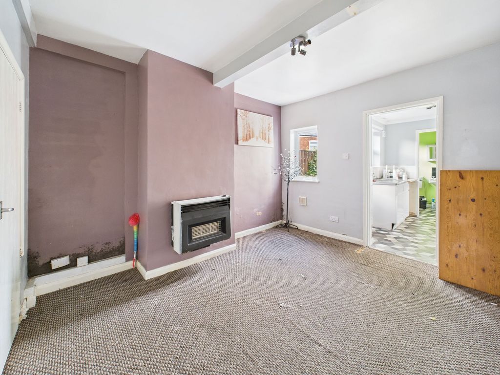 Property photo 3 of 8 Dining Room