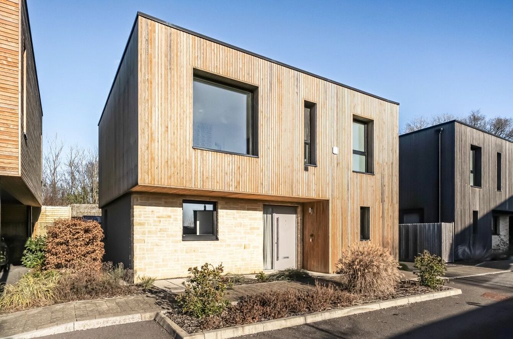 Property photo 1 of 21 Front Elevation