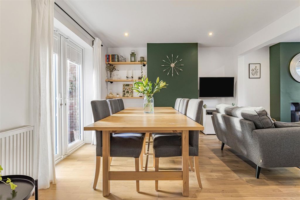 Property photo 3 of 24 27_69771.Jpg