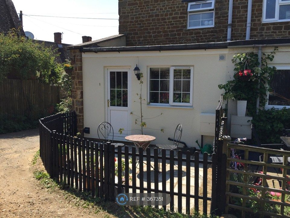 Property photo 3 of 26 Rear Plus Garden/Courtyard