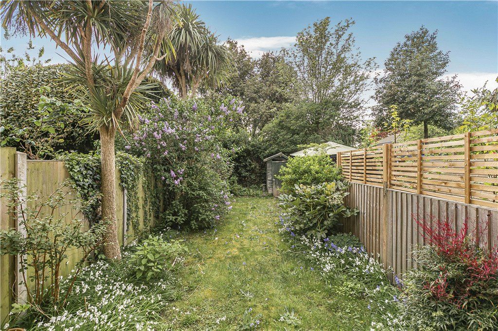 Property photo 2 of 17 Garden