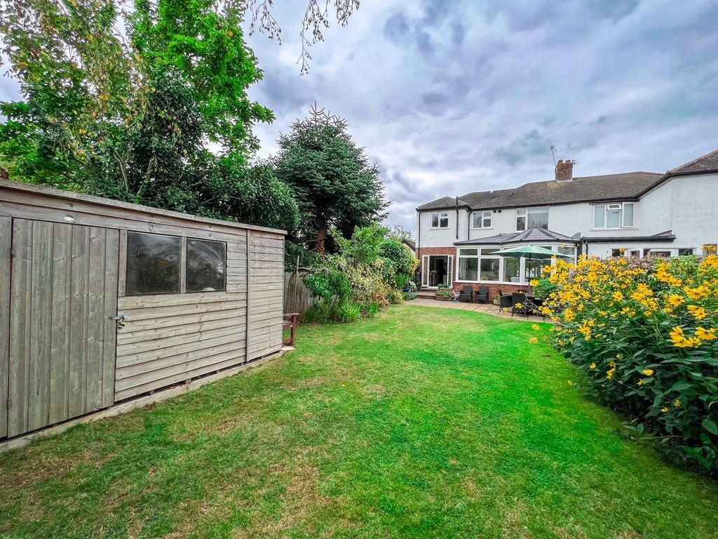 Property photo 1 of 38