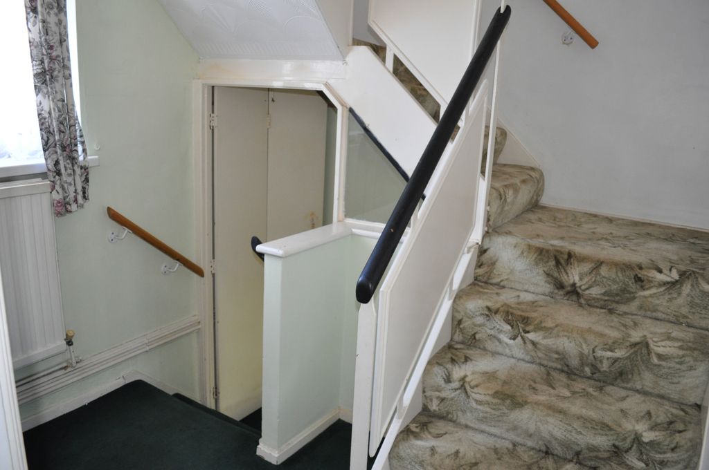 Property photo 2 of 12 Image 2