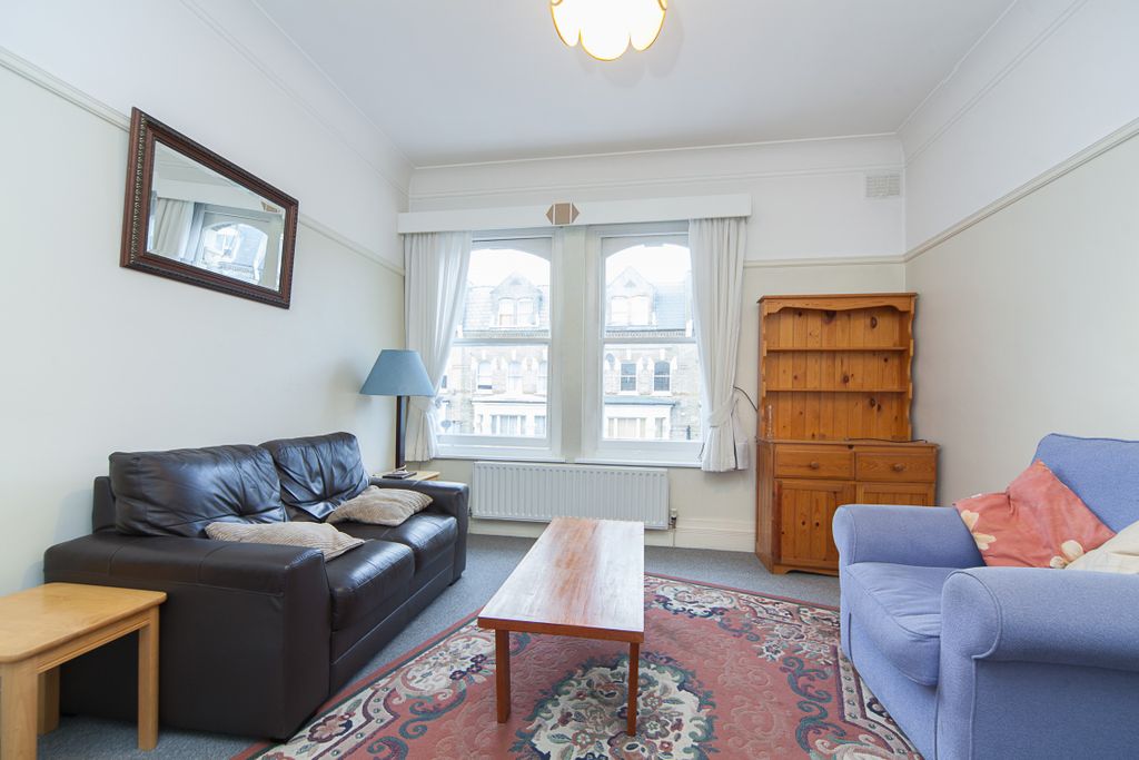 Property photo 1 of 6