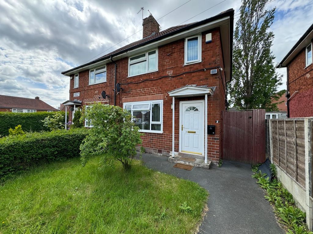 Property photo 1 of 8