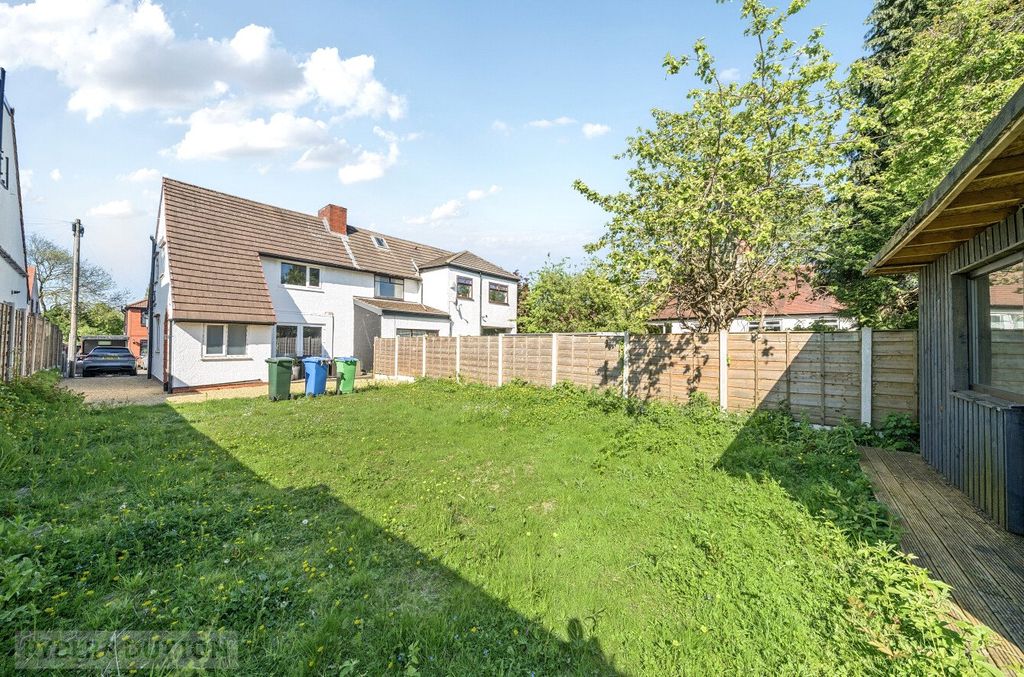 Property photo 2 of 39 Picture No. 09