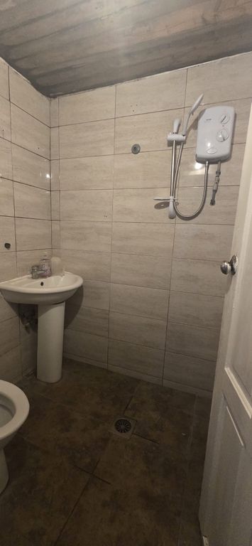 Property photo 2 of 3