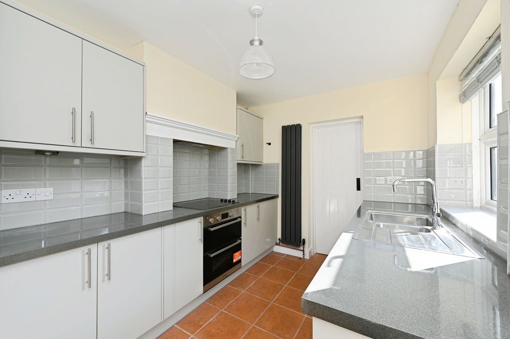 Property photo 3 of 17 Photo