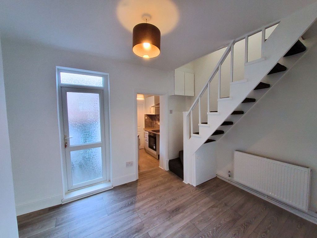 Property photo 3 of 15 Gallery