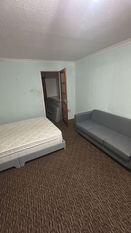 Property photo 1 of 3