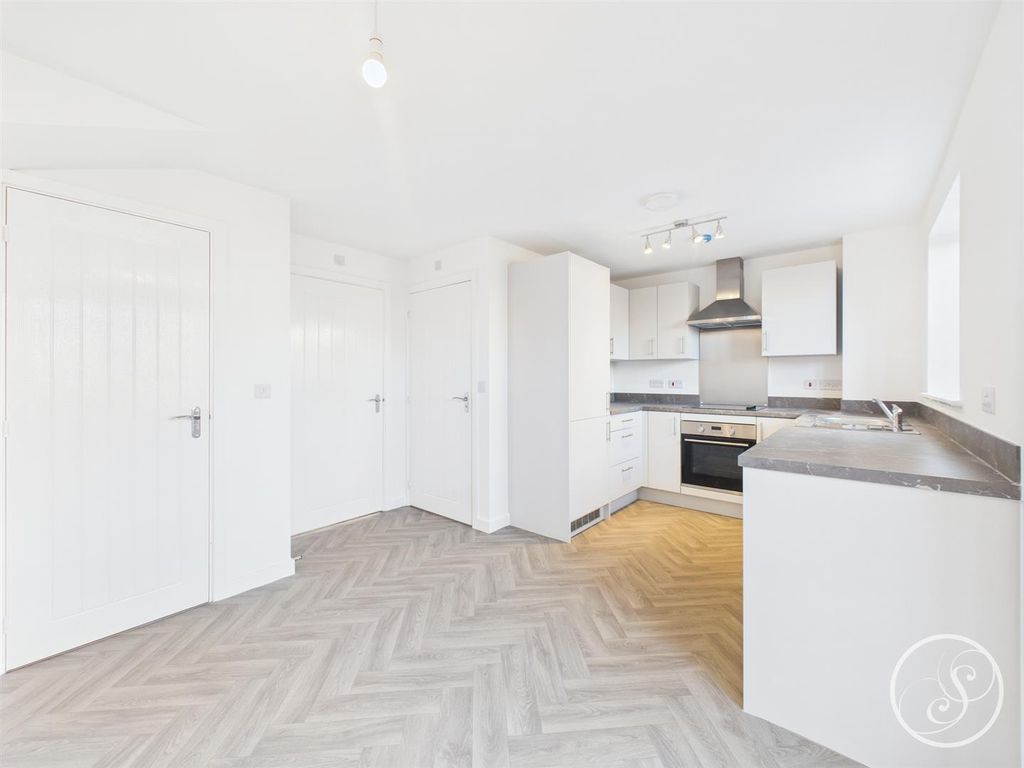 Property photo 3 of 15 Cam02071G0-Pr0674-Still011.Jpg