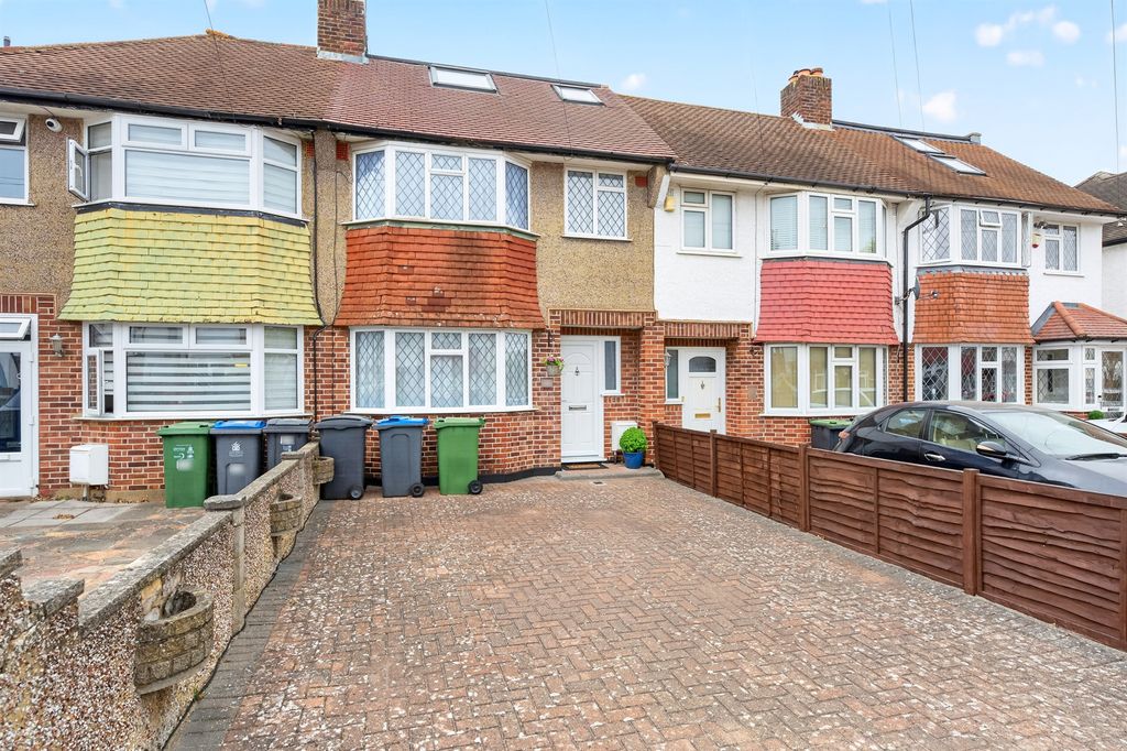 Property photo 2 of 24
