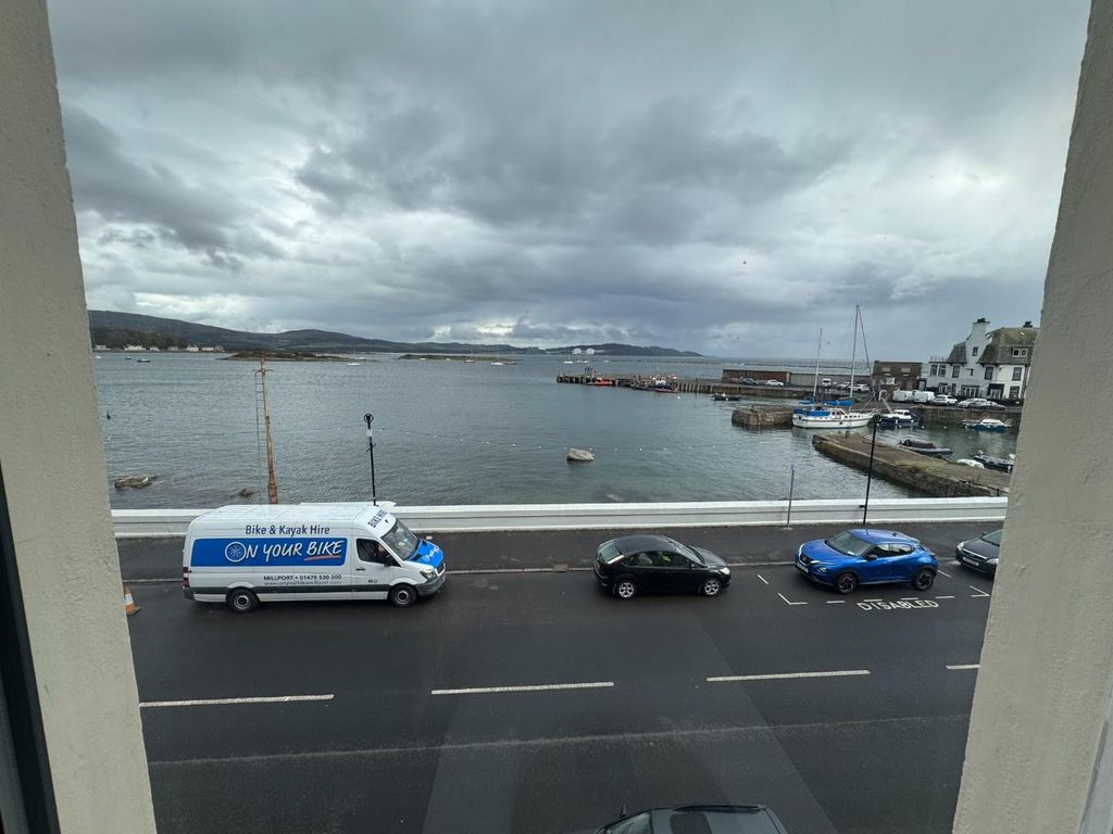 Property photo 2 of 26 Living Room