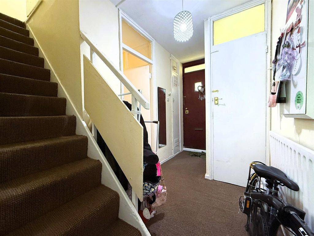 Property photo 2 of 10 Img_3383.Jpg