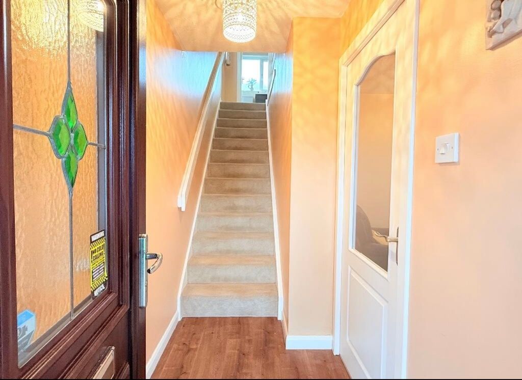 Property photo 2 of 27