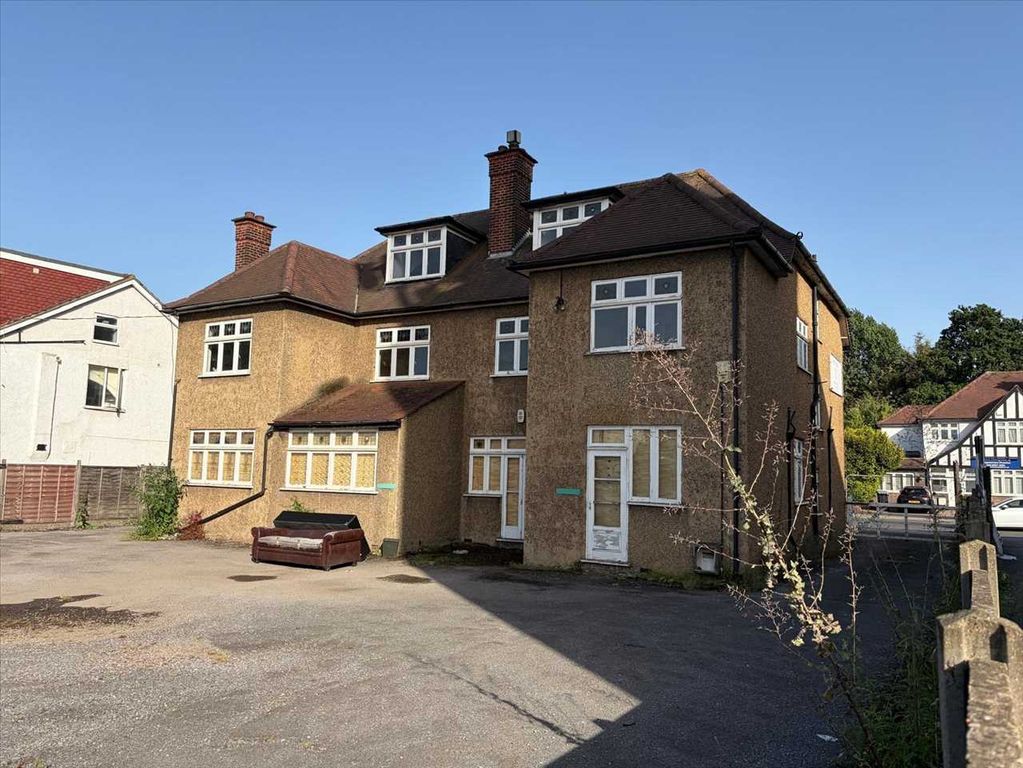 Property photo 3 of 3