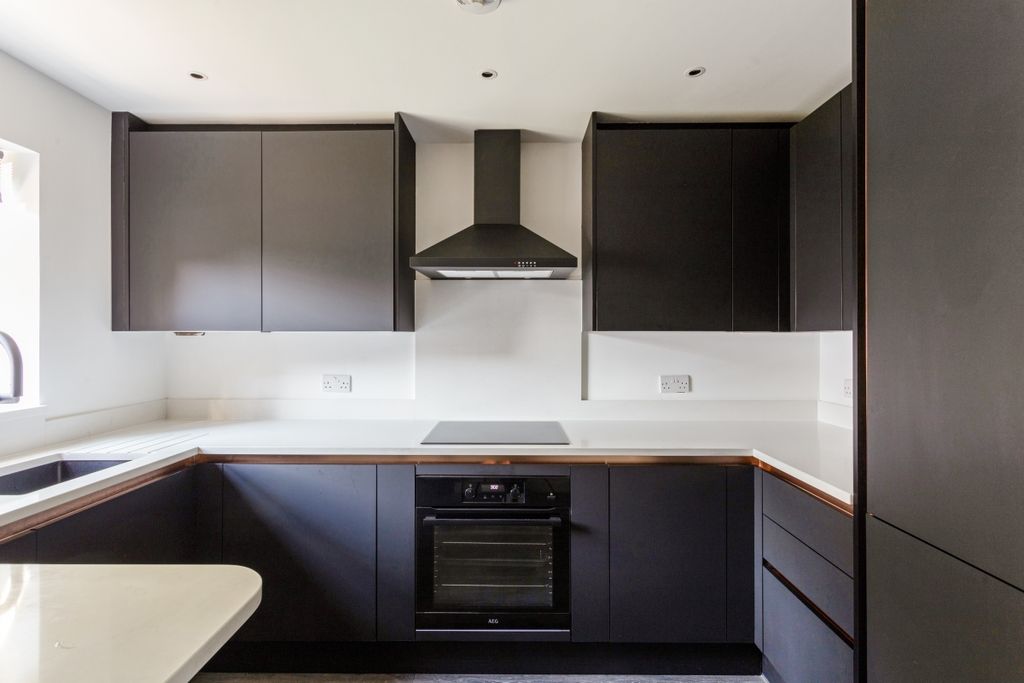Property photo 1 of 21 Howerd-Way-London...