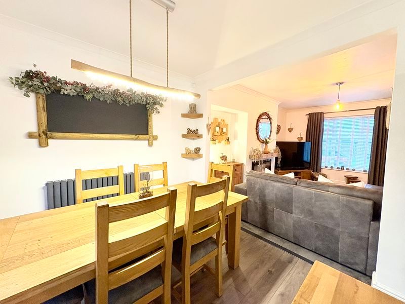 Property photo 2 of 18 Photo 9