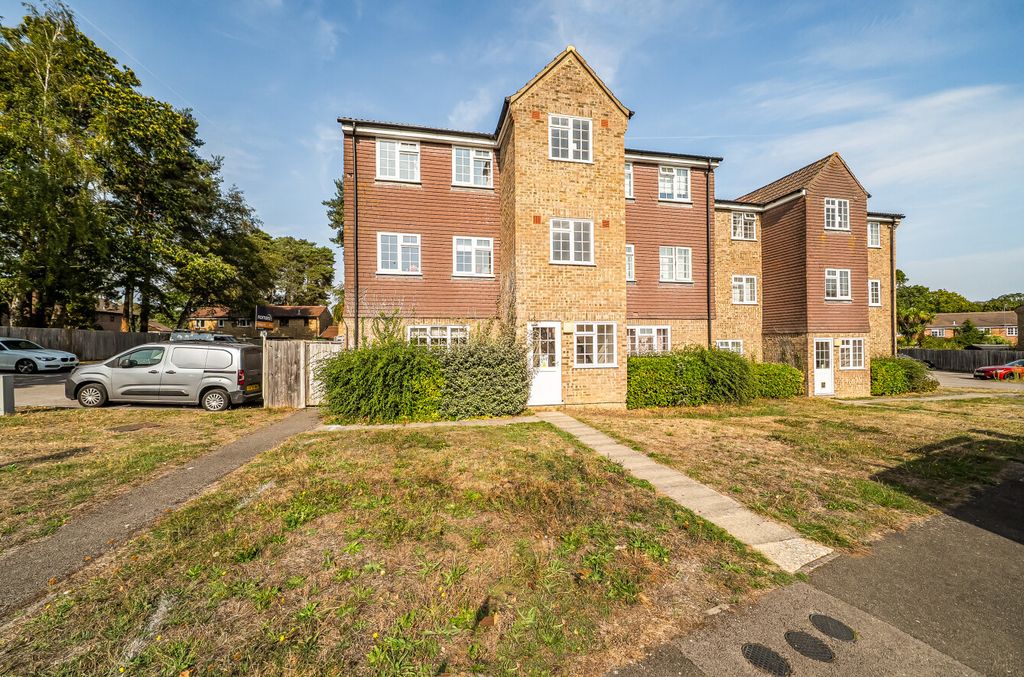 Property photo 1 of 8 1