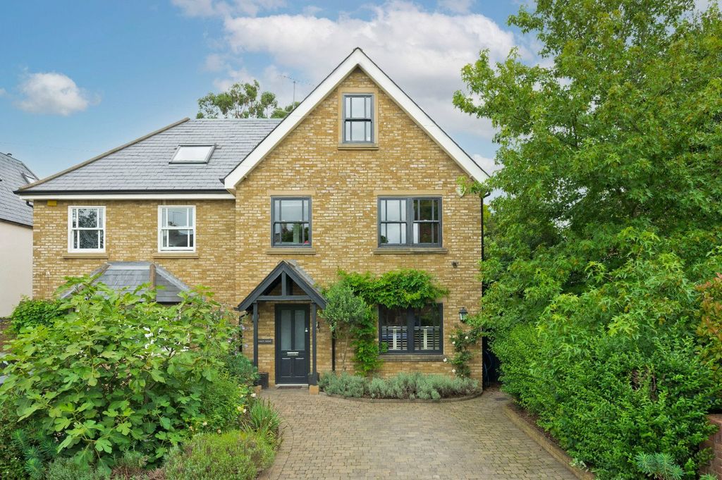 Property photo 1 of 14 Frontage