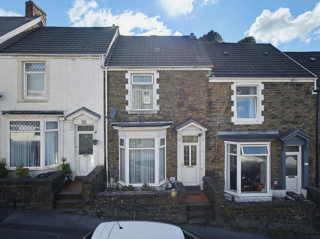 Property photo 1 of 34