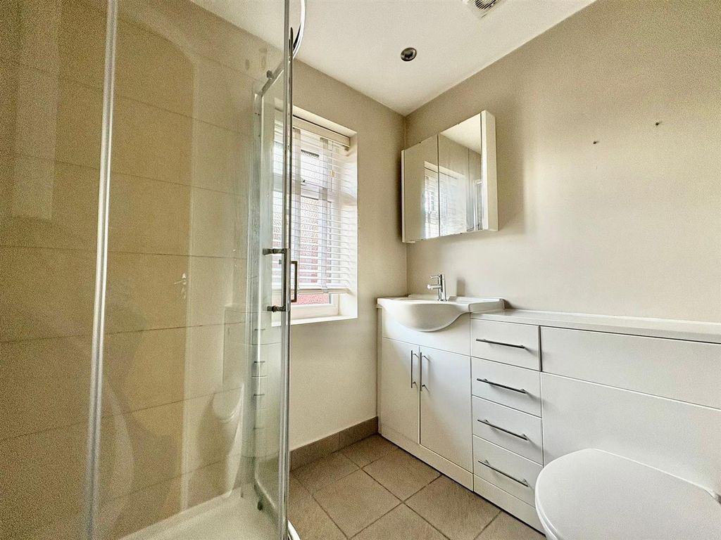 Property photo 2 of 23 B9E3Bd24-140E-460A-89A5-Eaa64923Df82.Jpg