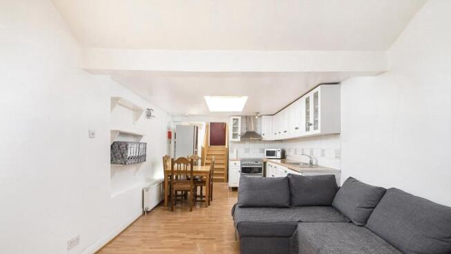 Property photo 1 of 7